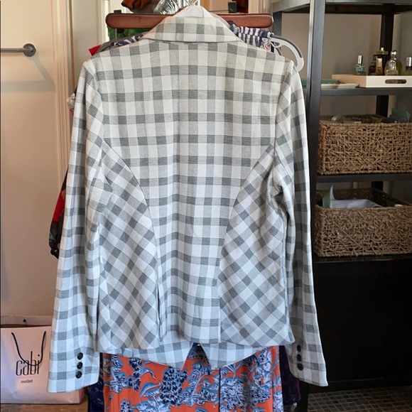 Cabi Valentine Jacket - Picture 3 of 5